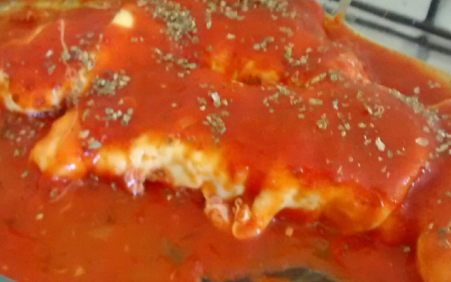 Empanado de frango à Parmegiana