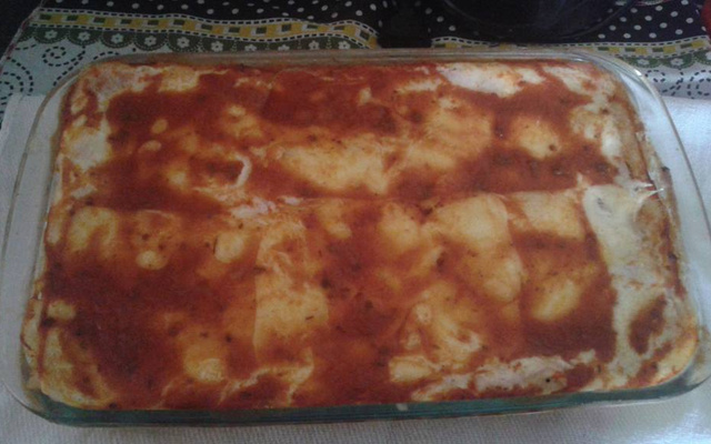 Lasanha fácil com molho branco