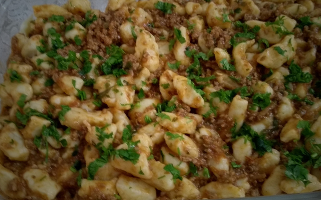 Nhoque de batata com molho bolonhesa (massa leve)