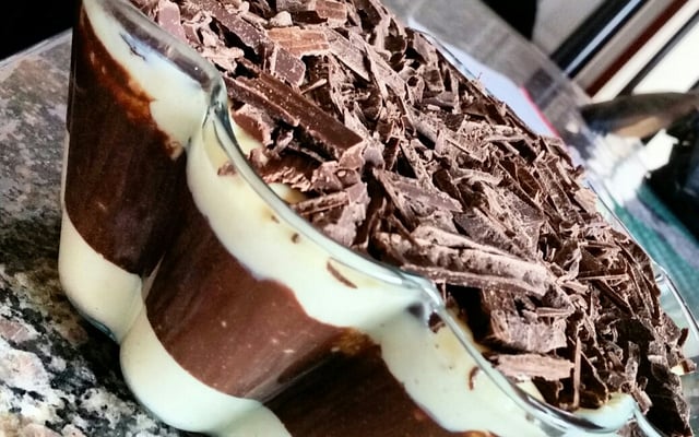 Doce de travessa de leite Ninho e chocolate