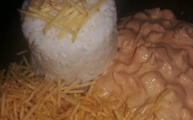 Estrogonofe de frango básico