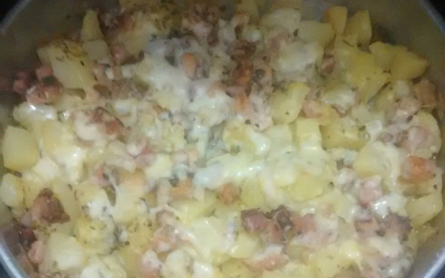Batatas gratinadas com bacon