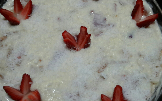 Pavê de morango fácil