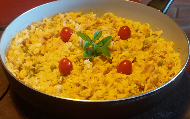 Risoto de frango com arroz agulhinha