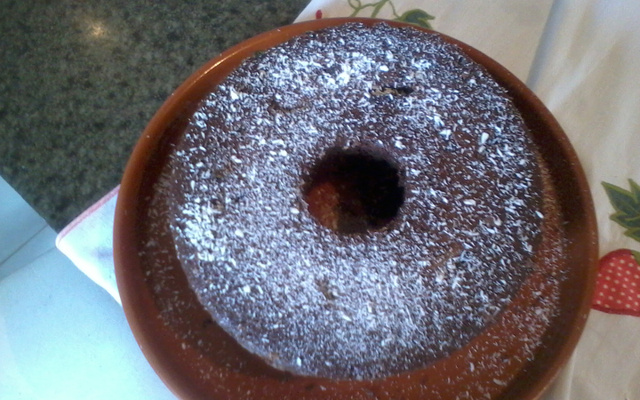 Bolo de chocolate com coco