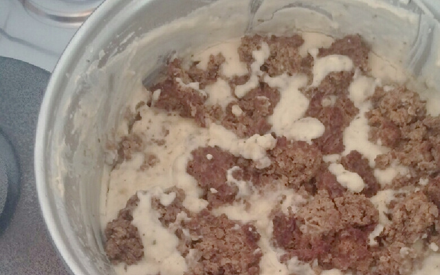 Almôndegas de carne com molho