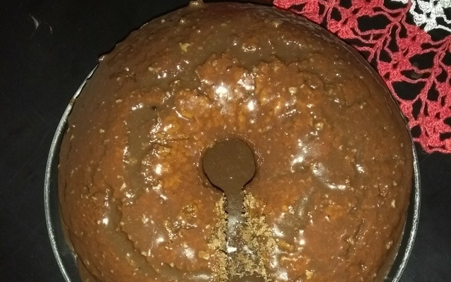 Bolo simples de chocolate