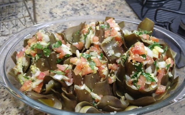 Alcachofra com molho