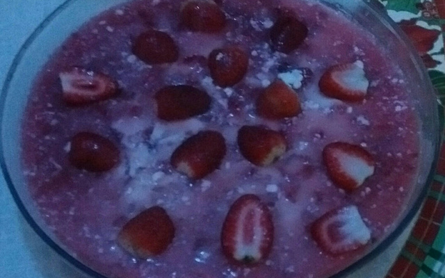 Torta de morango com ricota