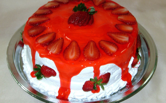 Bolo de morango supremo