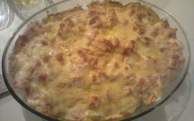 Couve-flor gratinada ao molho branco