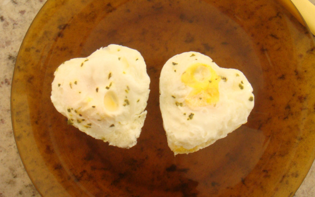Ovo frito no microondas