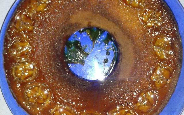 Bolo de banana caramelado