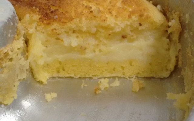 Bolo de fubá cremoso