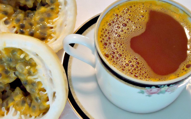 Chá de maracujá com gengibre