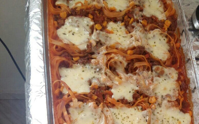 Macarrão ninho ao forno