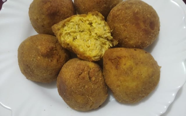 Coxinhas de frango sem massa