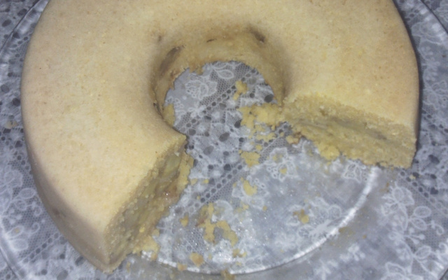 Bolo de milho recheado