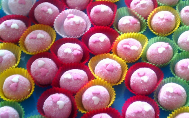 Docinhos de morango para festa