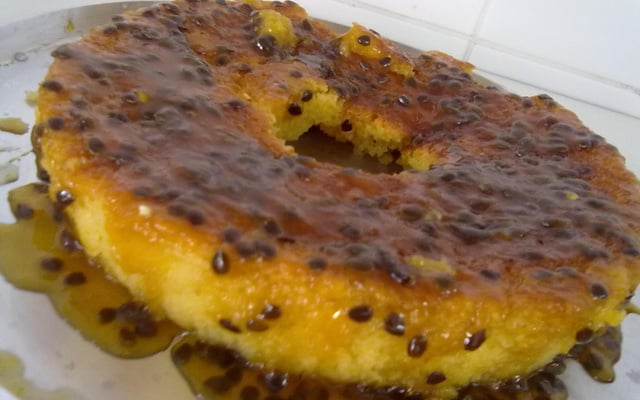 Bolo casca de maracujá