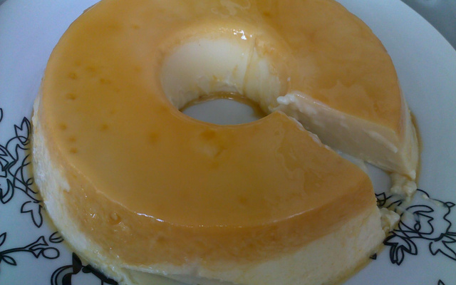 Pudim de iogurte natural