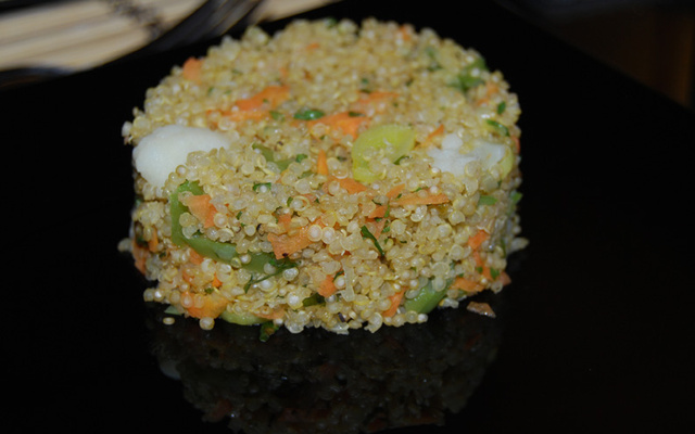 Quinoa (quinua) com legumes