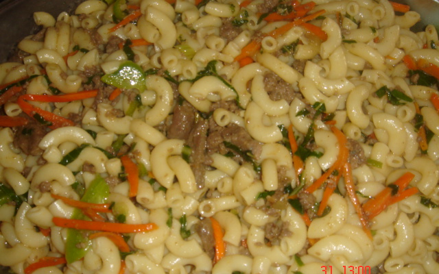 Macarrão com peito de peru