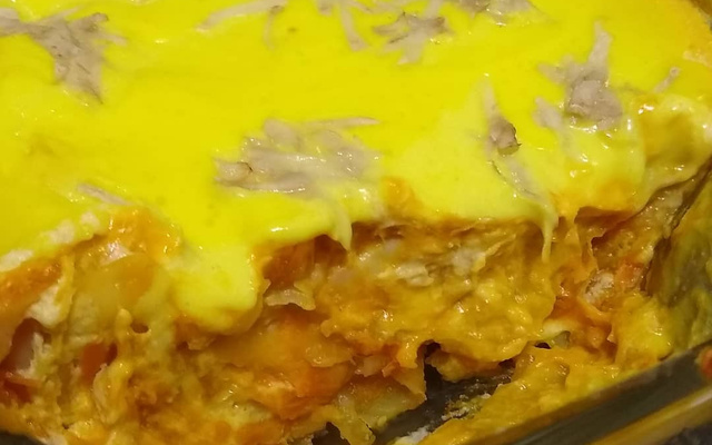 Lasanha de abóbora com creme de milho e "queijo" vegetal de batata