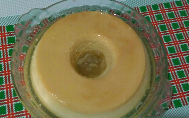 Pudim de leite condensado e laranja