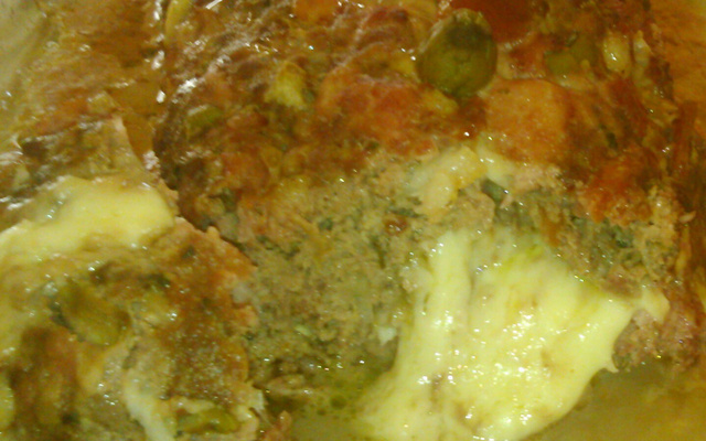 Bolo de carne moída recheada