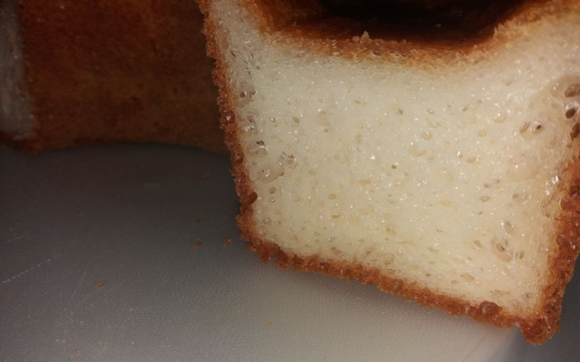 Bolo pão de queijo da Carol