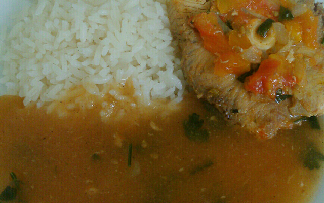 Filé de peixe ensopado