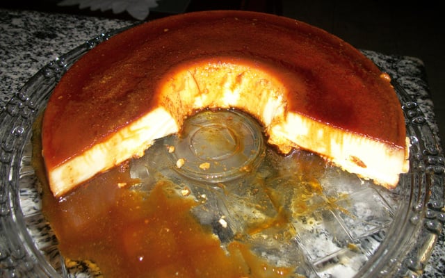 Pudim de pão cremoso