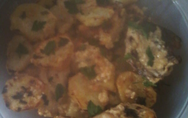 Frango com batatas no forno simples