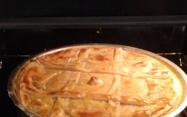 Torta de palmito com massa folhada