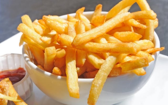 Batata frita na panela de pressão