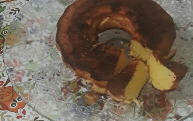 Bolo coco e leite condensado