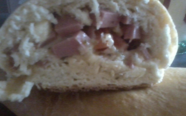 Pão de presunto com mussarela