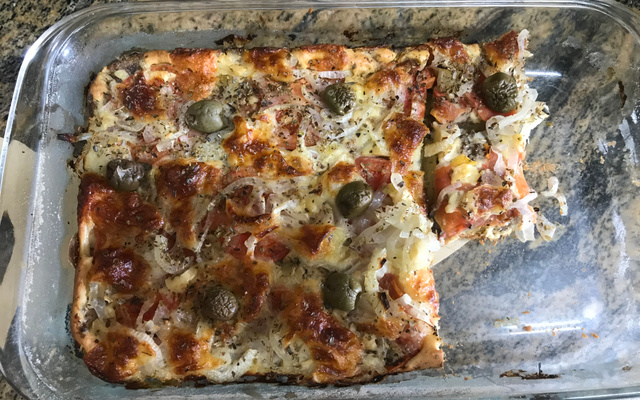 Torta de sardinha e tomate