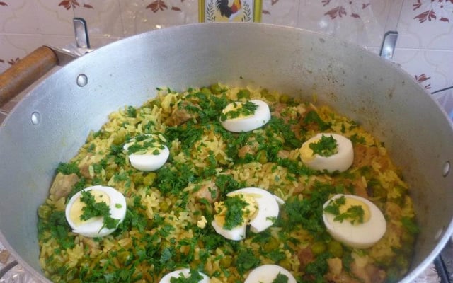 Arroz com costelinha de porco