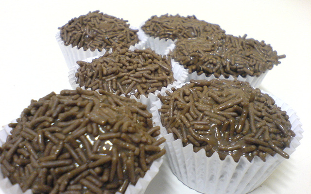 Brigadeiro com creme de avelã