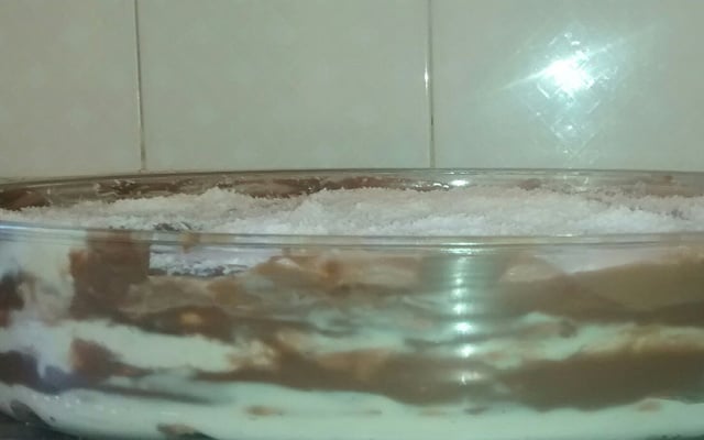 Pavê de chocolate preto e chocolate branco