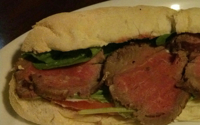 Sanduíche de rosbife