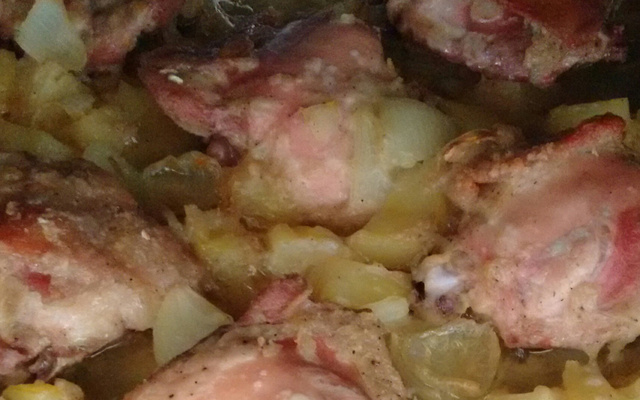 Coxa e sobre coxa de frango assada da Ana