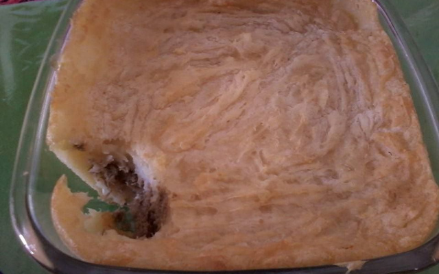 Escondidinho de macaxeira com requeijão