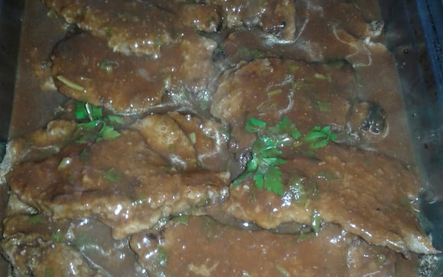 Escalopinho à Molho Madeira