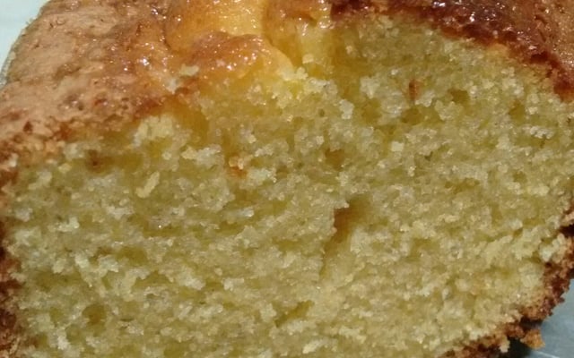 Bolo de fubá super prático e gostoso