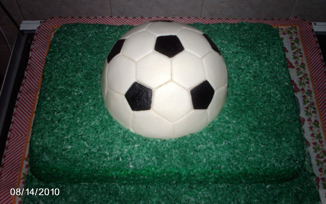 Bolo de festa - campo de futebol