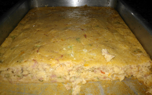 Torta de liquidificador com queijo e presunto
