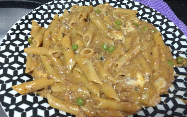 Macarrão na panela de pressão